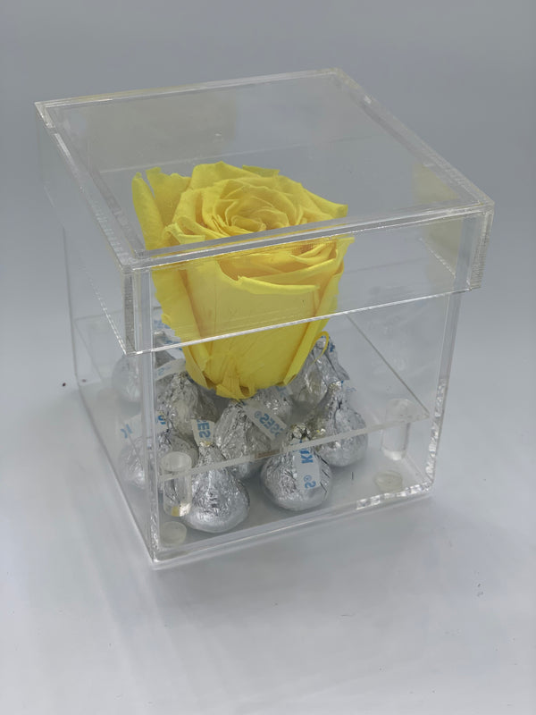 1 HEAD ROSE & CHOCOLATES ACRYLIC BOX NO DRAWER